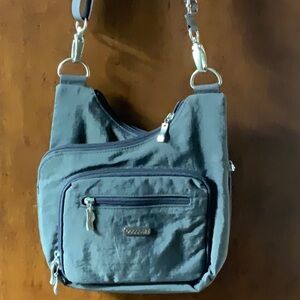 Baggallini Gray Crossbody Bag with Durable Design